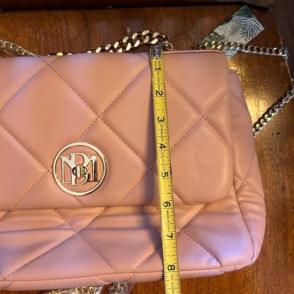 Badgley Mischka Blush Quilted Bag Letter Lock NWT!! - Picture 3 of 15